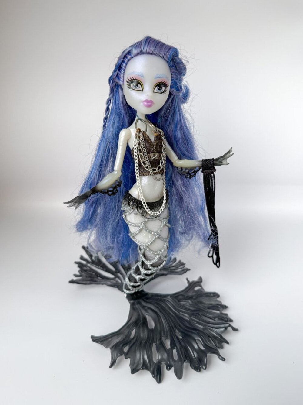 Monster High Freaky Fusion Sirena Von Boo Doll Incomplete Non-Original Top